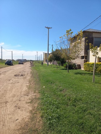 Terreno en Alvarez