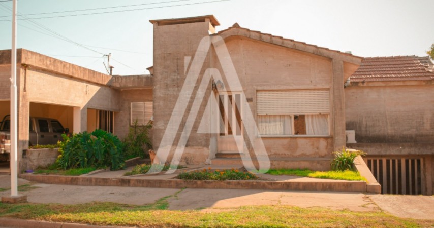 Casa Tres Dormitorios Coronel Arnold