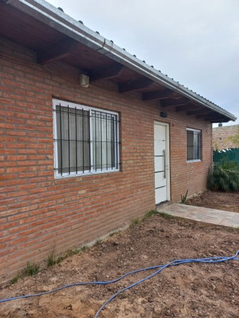 Casa 2 Dormitorios con Piscina