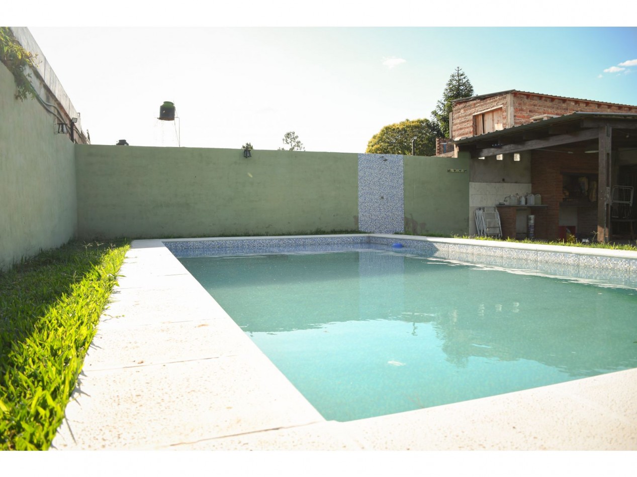 Casa Dos Dormitorios con Piscina Tierra de Suenos Alvear