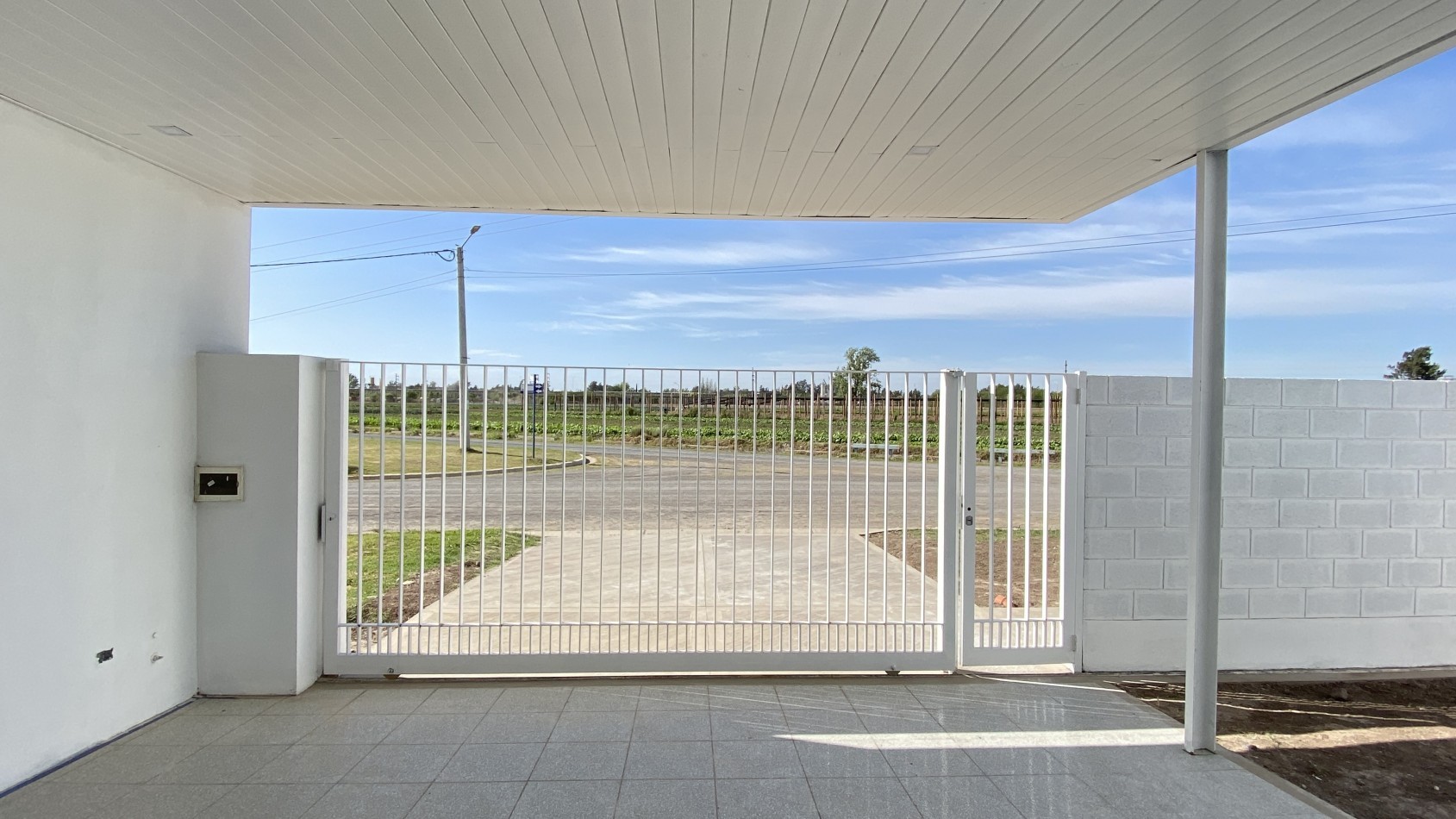 Casa Tres Dormitorios con Pileta Eco Pueblo Alvear