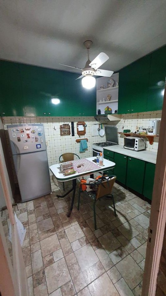 Casa de Pasillo 2 Dormitorios con Quincho