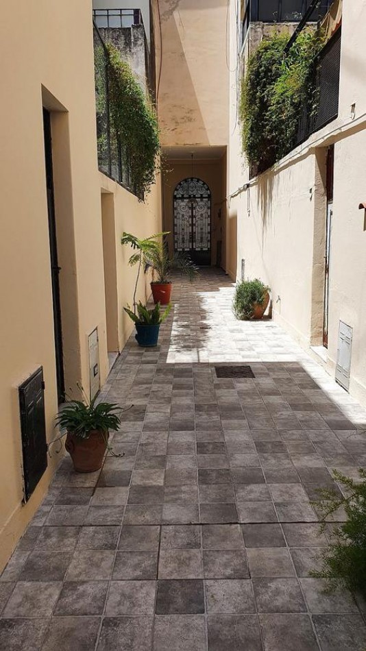 Casa de Pasillo 2 Dormitorios con Quincho