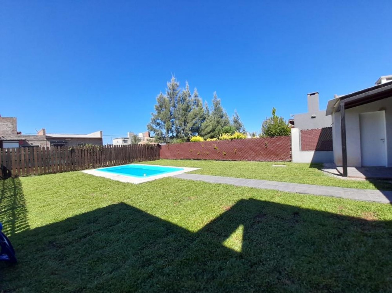 Casa 2 Dormitorios con Piscina en Tierra de Sueños 3