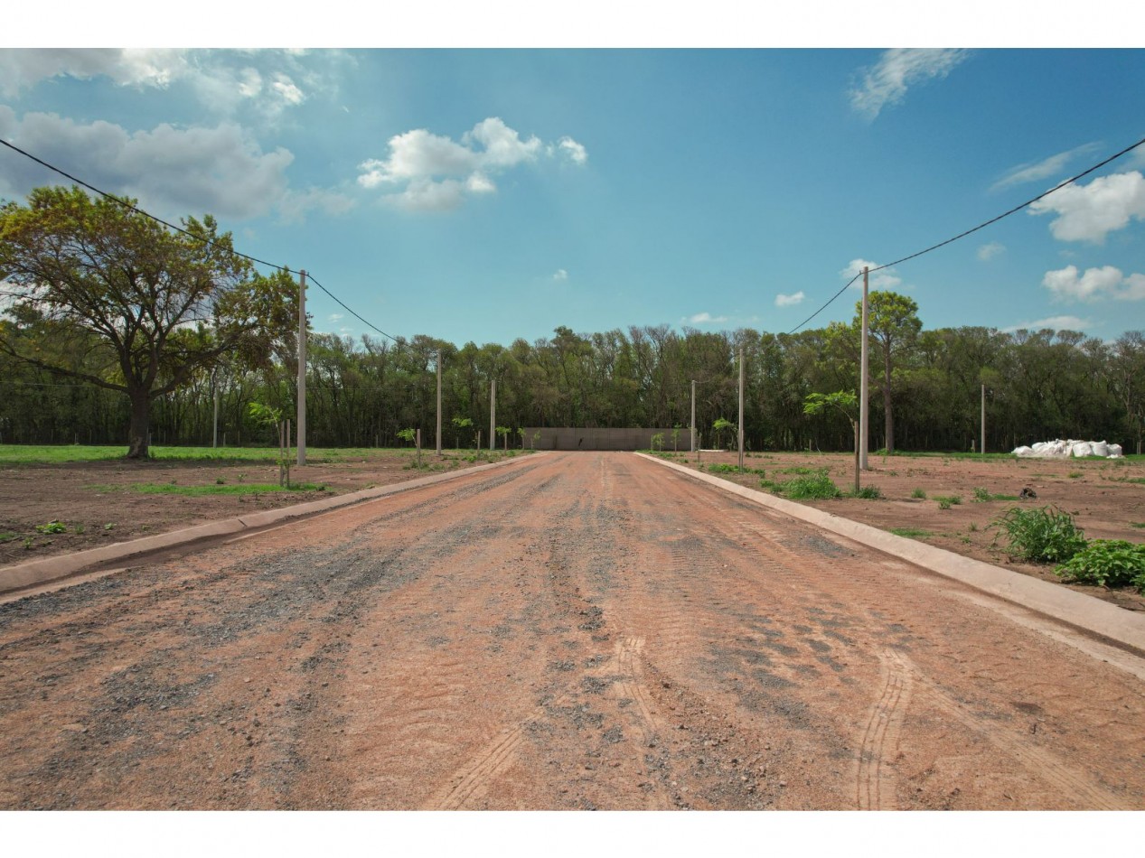 Terreno 300 m2 Barrio Las Tipas II Alvarez