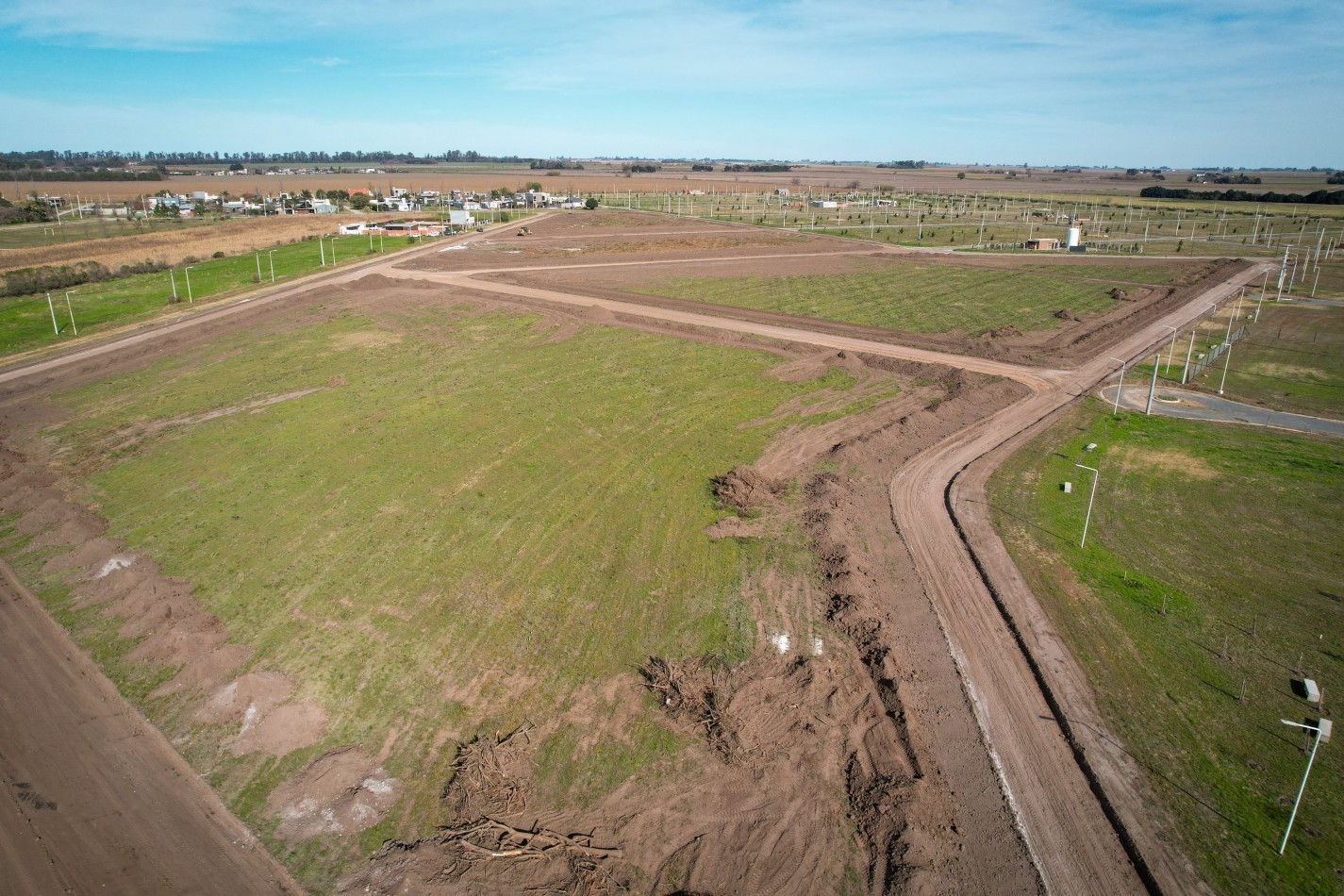 Terreno 300 m2 Barrio Abierto Las Tipas 2 Alvarez Financiado