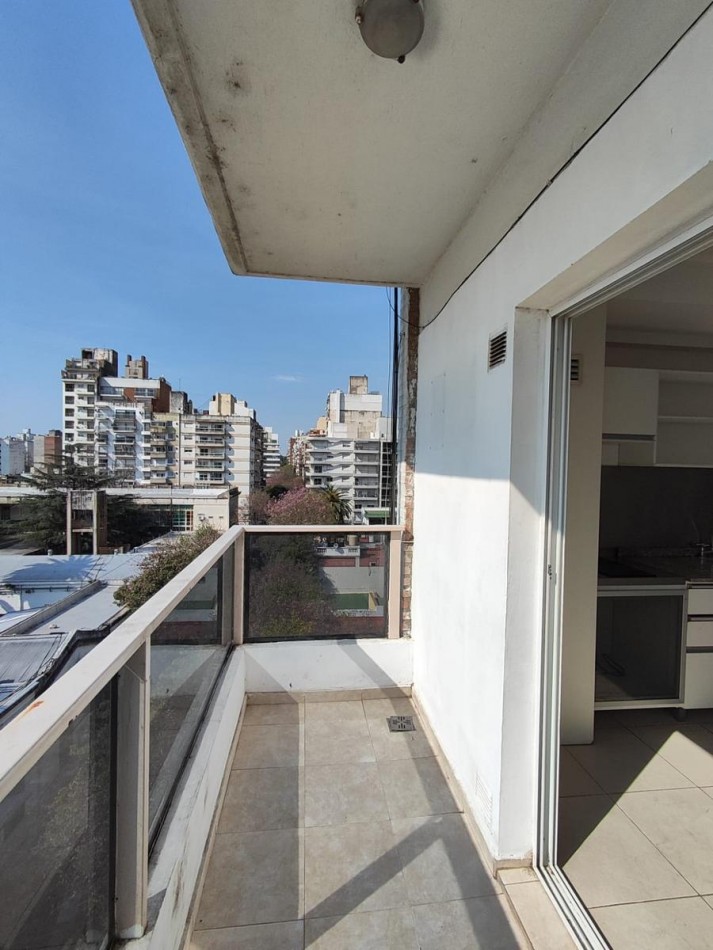 Venta Monoambiente con Balcon Zeballos 400 Barrio Martin