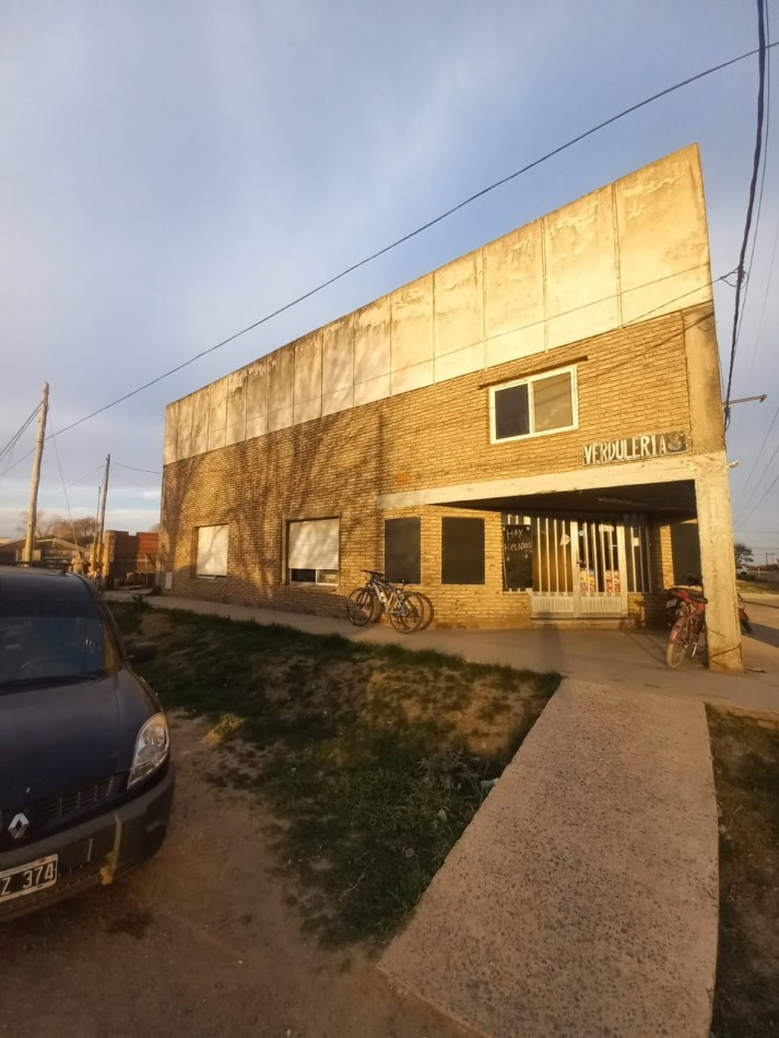 Venta de Galpon 300 m2 en Alvarez