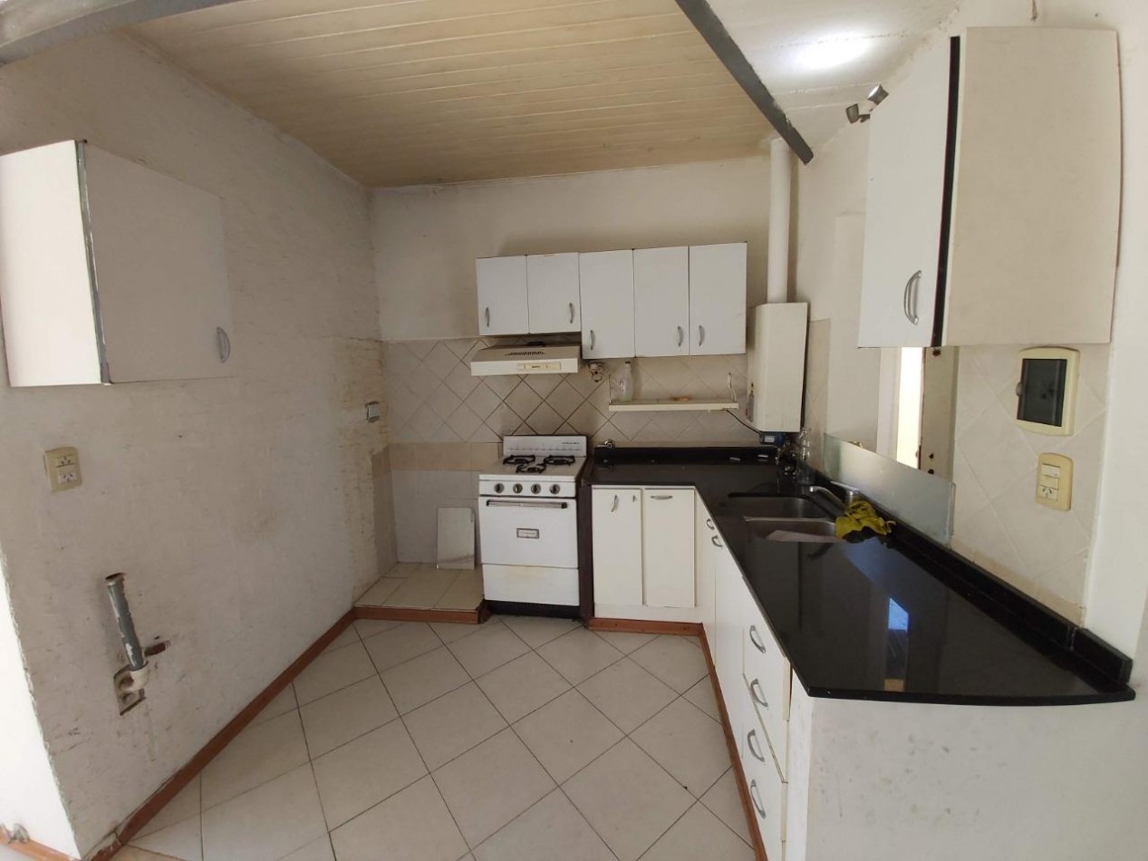 Venta Departamento 1 Dormitorio Tipo Duplex Italia 2400