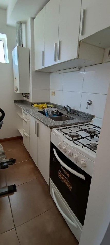 Alquiler Departamento 1 Dormitorio con Cochera Viamonte 900