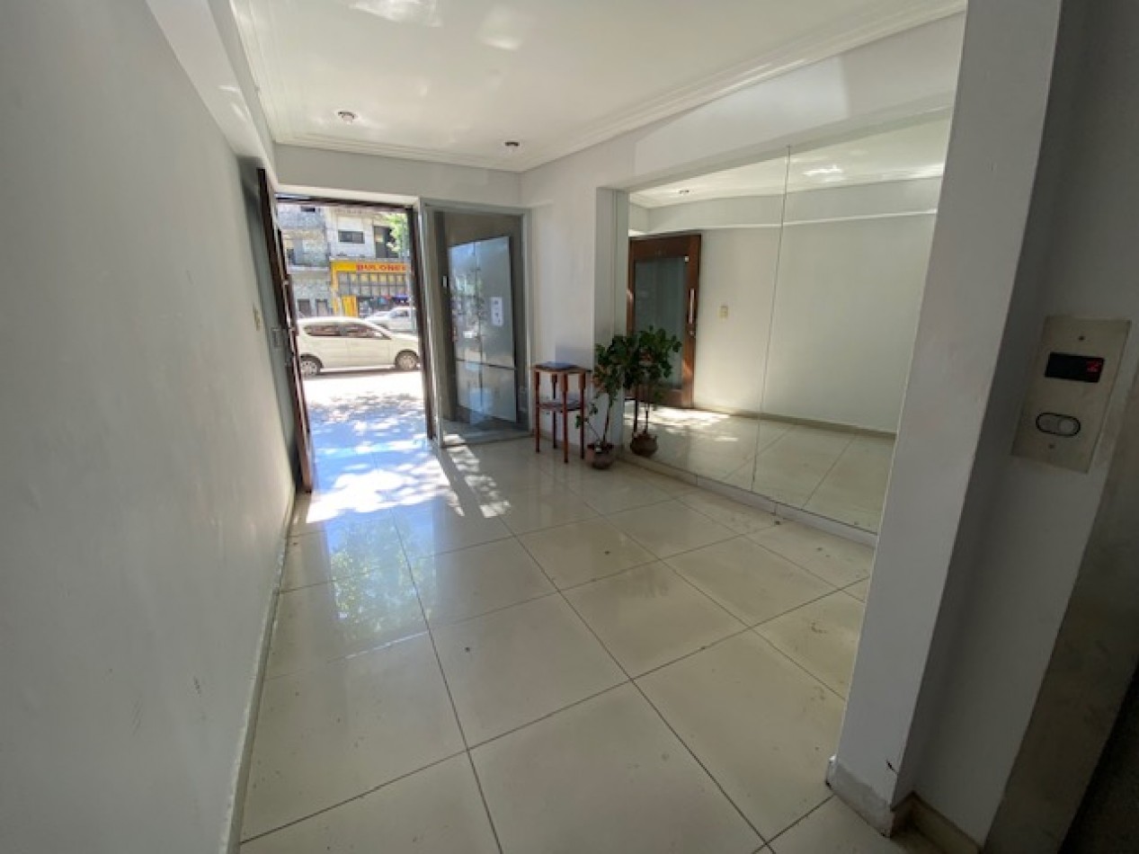 Venta Departamento 1 Dormitorio con Balcon Avellaneda 1500