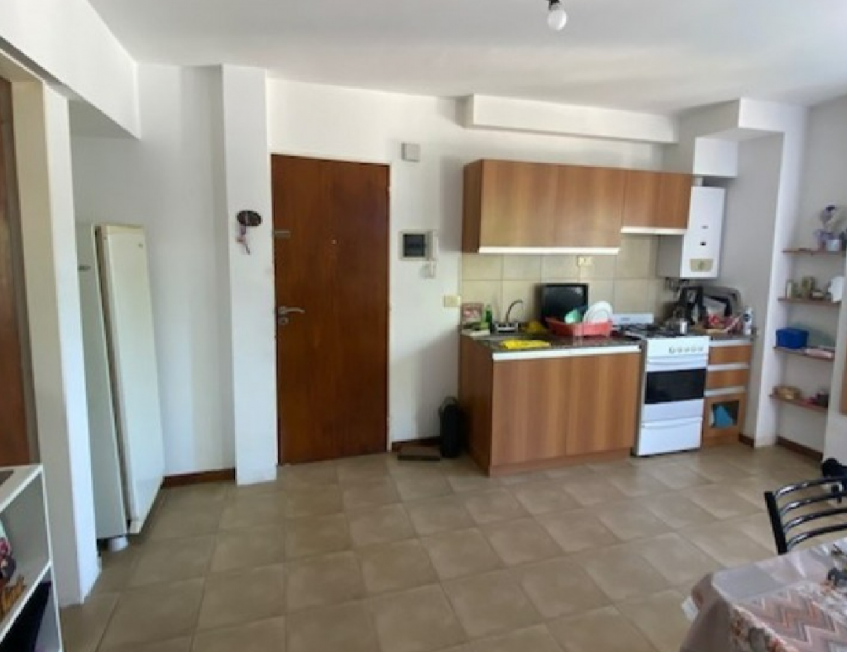 Venta Departamento 1 Dormitorio con Balcon Avellaneda 1500