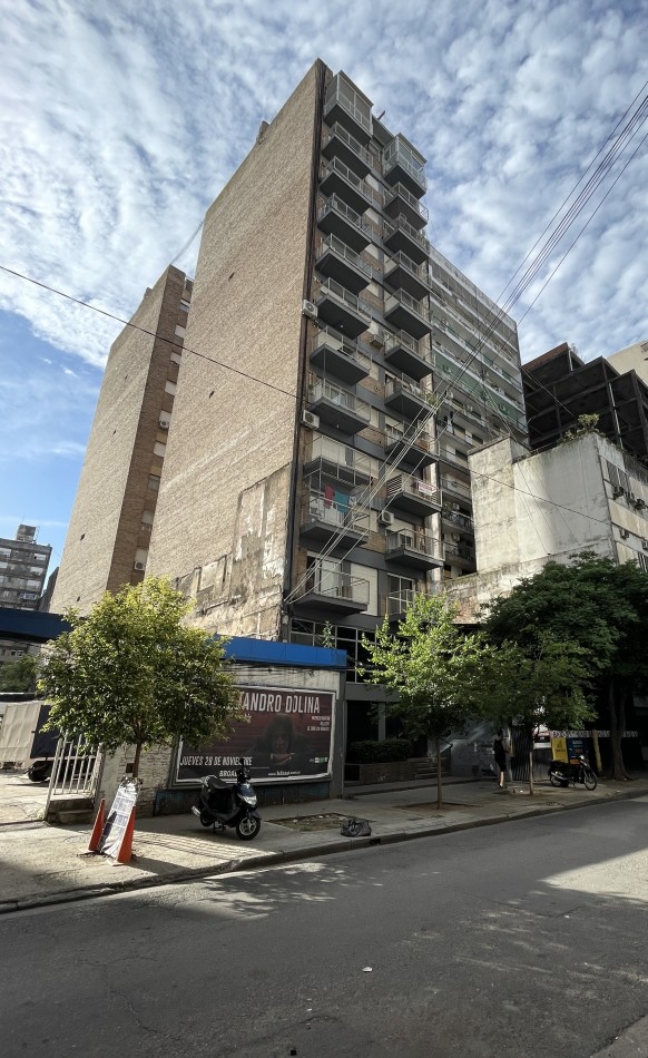 Venta Departamento 2 Dormitorios San Martin 500