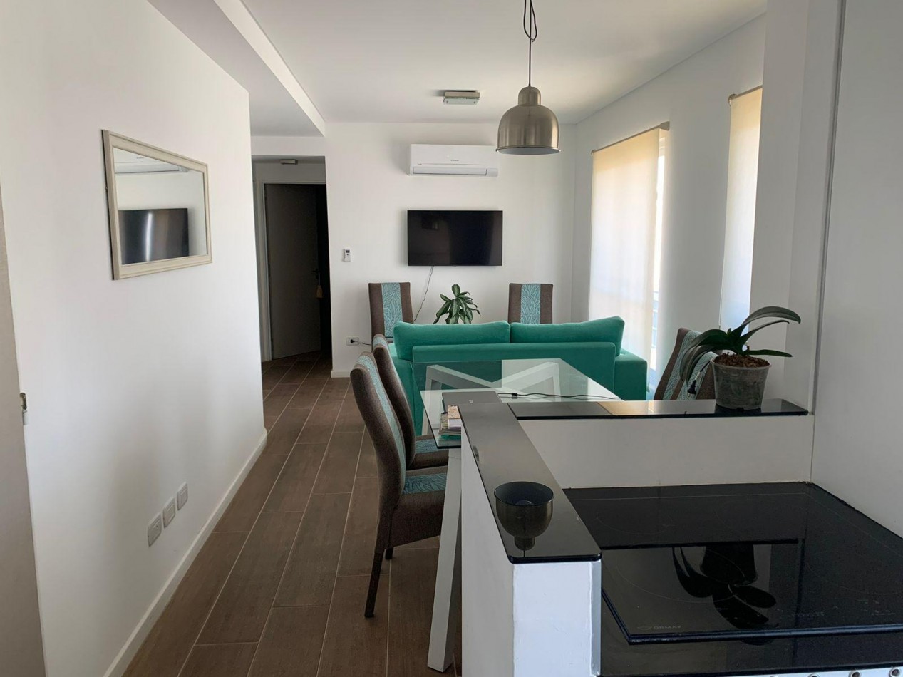 Alquiler Departamento 2 Dormitorios con Cochera Paraguay 1200 Amoblado