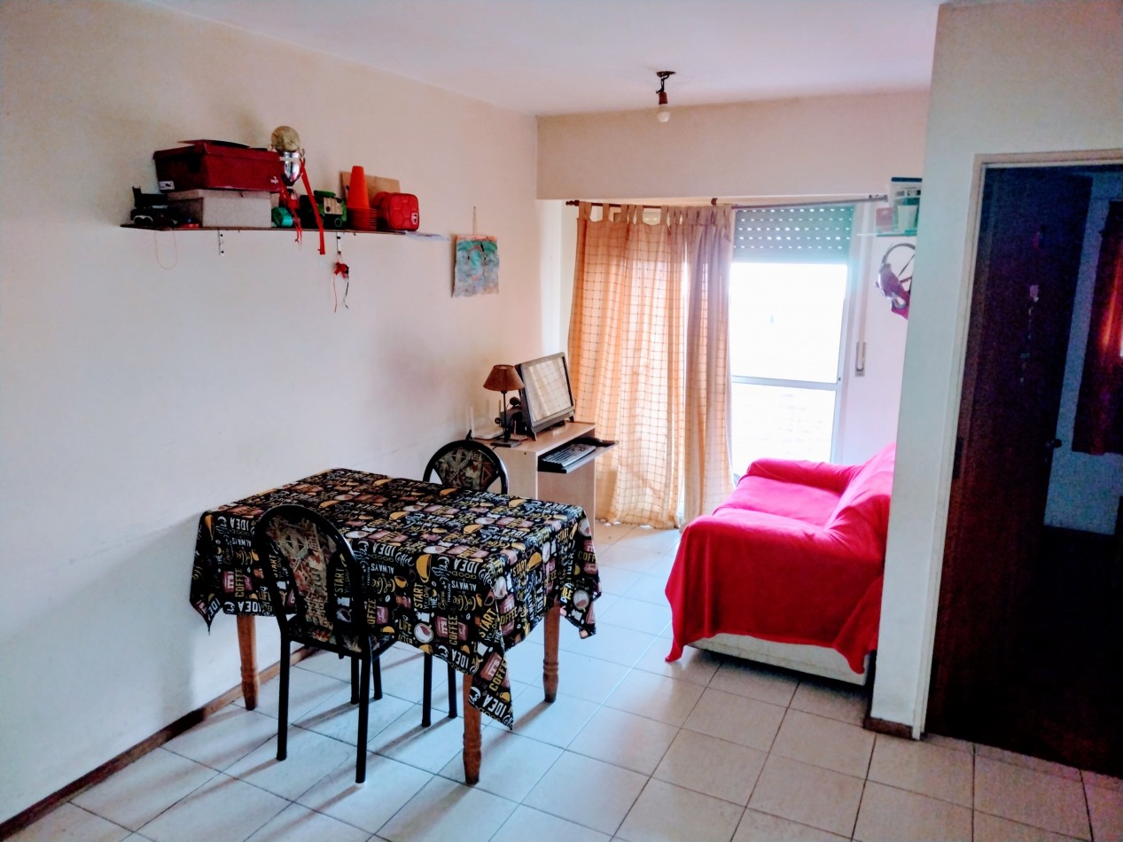 Venta Departamento 1 Dormitorio en Pichincha Santiago al 500