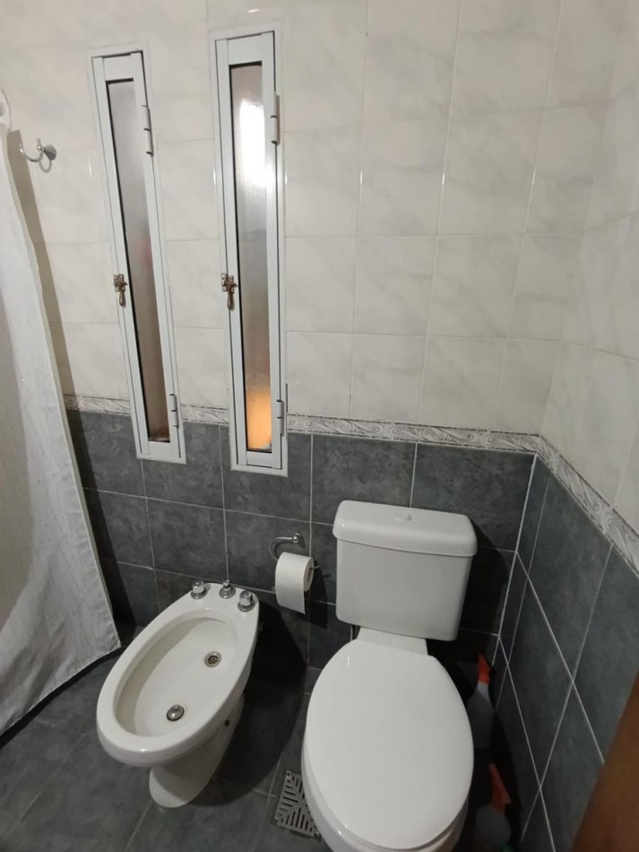 Venta Casa 3 Dormitorios con Galpon Barrio Acindar