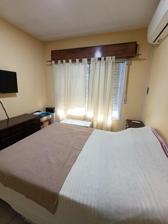 Venta Casa 3 Dormitorios con Galpon Barrio Acindar