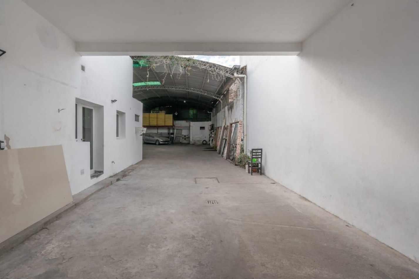 Casa 4 Dormitorios con Galpon Virasoro 1600