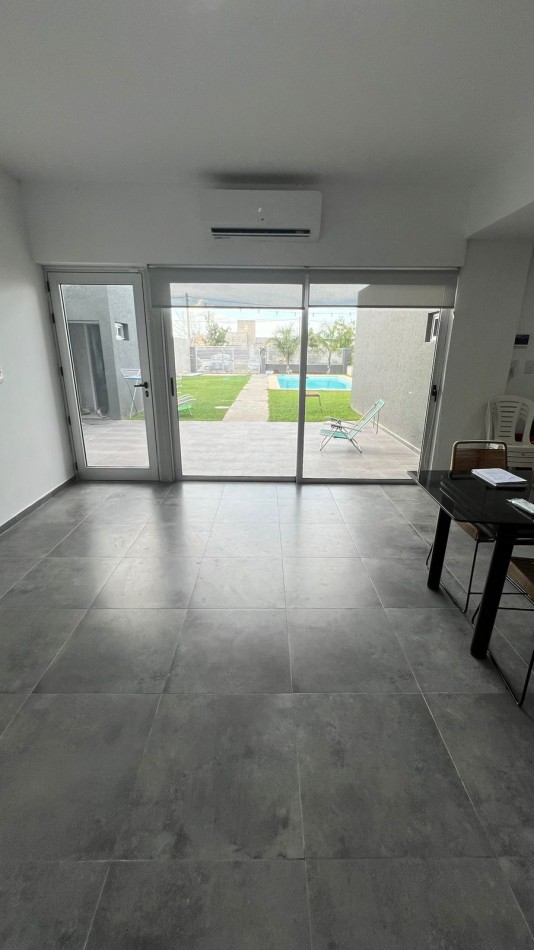 Venta Casa 4 Dormitorios con Pileta en Campiñas de Piñero