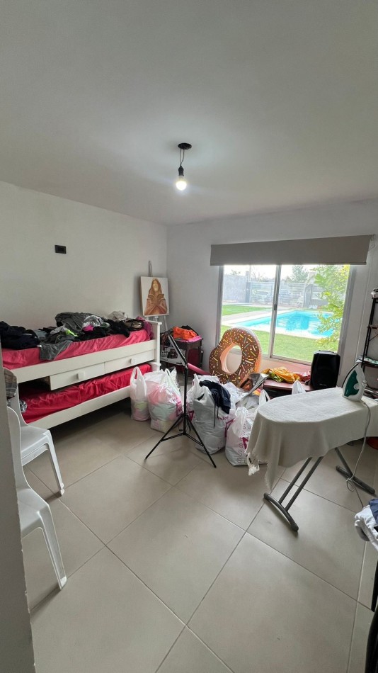 Venta Casa 4 Dormitorios con Pileta en Campiñas de Piñero