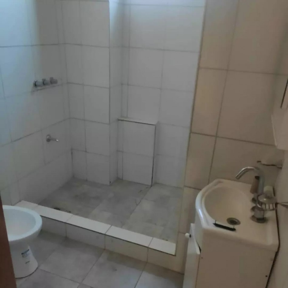 Alquiler Galpon 350 m2 en Alvarez