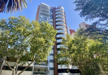Venta Departamento 3 Dormitorios con Cochera Bv. Oroño 100 bis